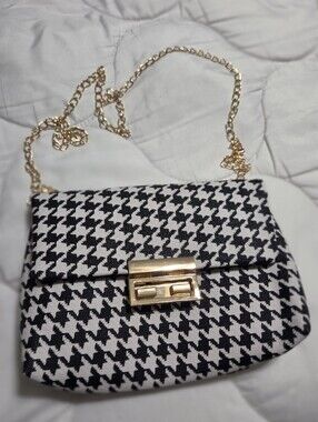 Houndstooth Chain Crossbody Bag with Gold Hardware